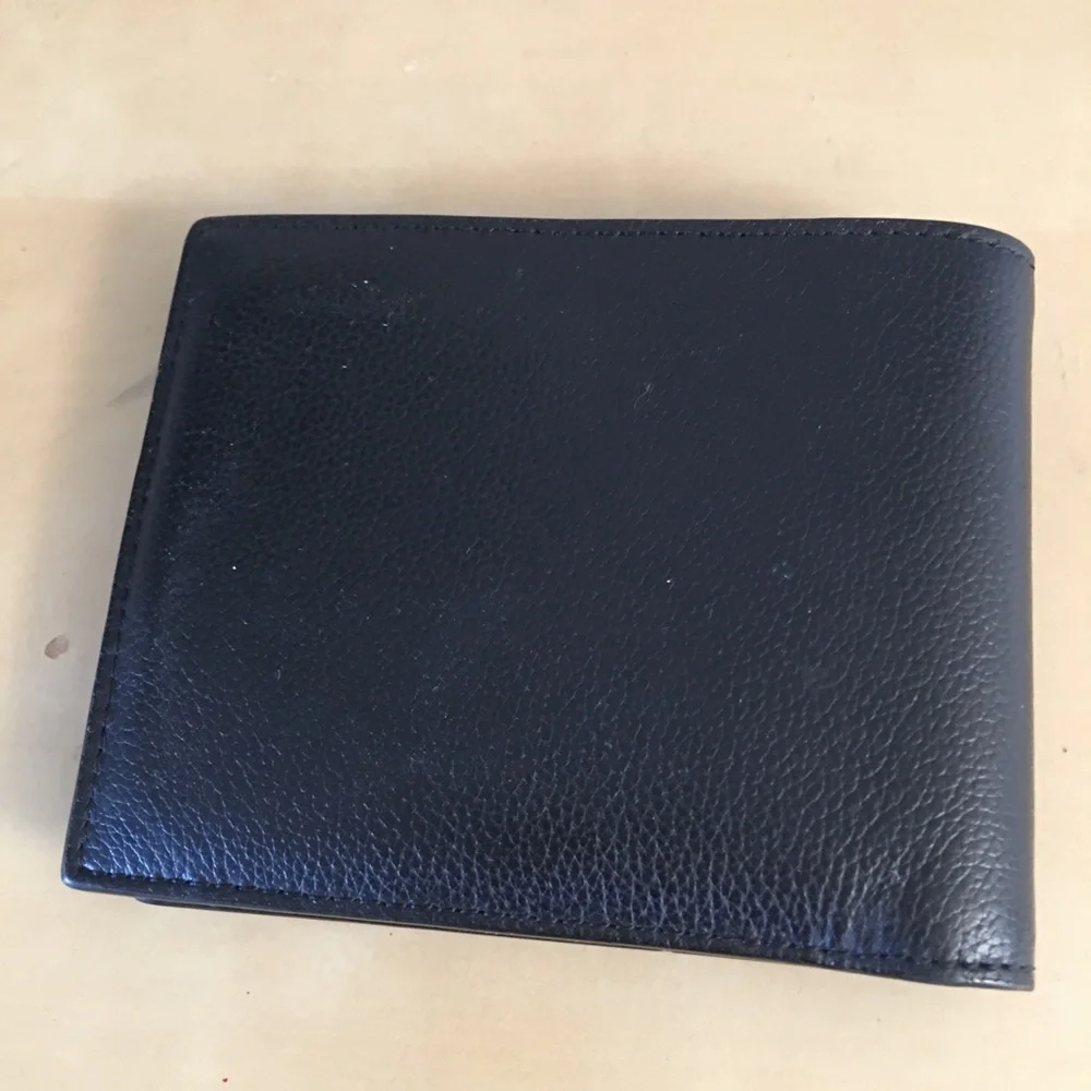 COACH Men's Black Leather Bifold Wallet